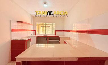 Vendo Casa muy amplia super céntrica!! en Córdoba, a unas calles de la clínica 61 y parque San Miguel!!