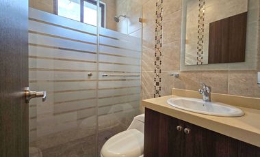 Alquiler de Casa de 3 Dormitorios, Moderna, Amplia y Equipada - Urb. Ciudad Celeste, Etapa Estribor