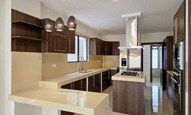 Alquiler de Casa de 3 Dormitorios, Moderna, Amplia y Equipada - Urb. Ciudad Celeste, Etapa Estribor