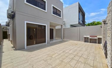 Alquiler de Casa de 3 Dormitorios, Moderna, Amplia y Equipada - Urb. Ciudad Celeste, Etapa Estribor