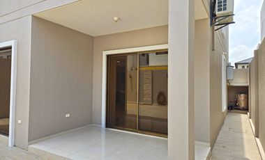 Alquiler de Casa de 3 Dormitorios, Moderna, Amplia y Equipada - Urb. Ciudad Celeste, Etapa Estribor