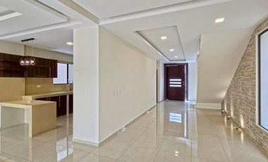 Alquiler de Casa de 3 Dormitorios, Moderna, Amplia y Equipada - Urb. Ciudad Celeste, Etapa Estribor