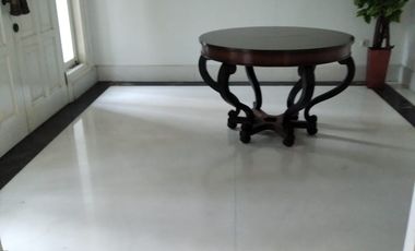 Rumah Mewah 2 Lantai di Taman Aries Kembangan