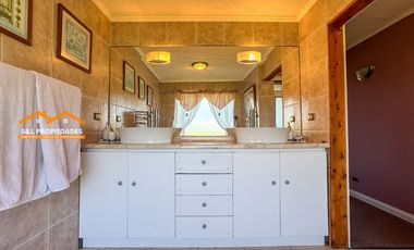 Casa 254 m² en Parcela 5.053 m² | Chamiza a orilla de Carretera Austral | 4 Dormitorios | Puerto Montt