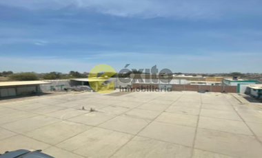 VENDO LOCAL COMERCIAL EN ZONA INDUSTRIAL AL COSTADO DEL REAL PLAZA