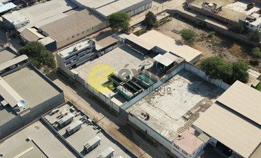 VENDO LOCAL COMERCIAL EN ZONA INDUSTRIAL AL COSTADO DEL REAL PLAZA
