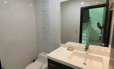 Penthouse en Alquiler en Aquamarina