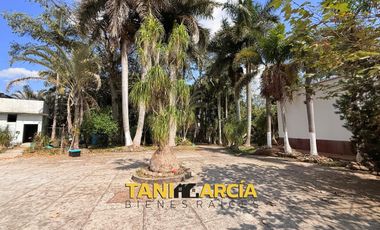 Rento Bella Casa de 1 Nivel en Córdoba de 4,400 m2 terreno, Fraccionamiento Privado