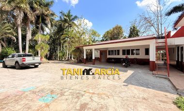 Rento Bella Casa de 1 Nivel en Córdoba de 4,400 m2 terreno, Fraccionamiento Privado