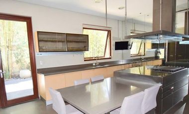 CASA EN VENTA EN BOSQUES DE LAS LOMAS