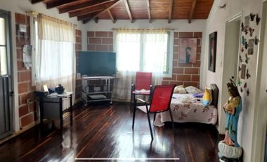 VENTA DE FINCA MUY ACOGEDORA DE 2.100 MT2 EN VEREDA LA MESETA, EL PEÑOL, ANTIOQUIA