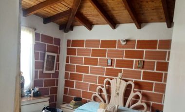 VENTA DE FINCA MUY ACOGEDORA DE 2.100 MT2 EN VEREDA LA MESETA, EL PEÑOL, ANTIOQUIA