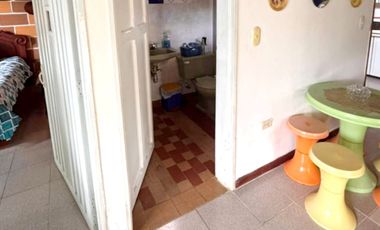 VENTA DE FINCA MUY ACOGEDORA DE 2.100 MT2 EN VEREDA LA MESETA, EL PEÑOL, ANTIOQUIA