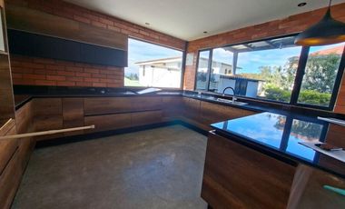 Alquiler departamento valle de los chillos