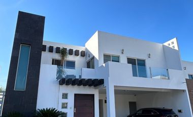 Casa en VENTA Carolco