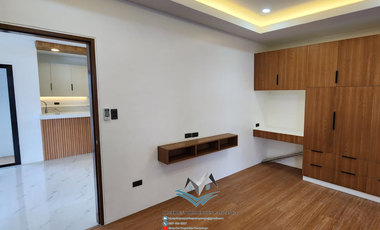 𝐇𝐨𝐮𝐬𝐞 𝐚𝐧𝐝 𝐋𝐨𝐭 𝐰𝐢𝐭𝐡 𝐏𝐫𝐢𝐯𝐚𝐭𝐞 𝐏𝐨𝐨𝐥 𝐟𝐨𝐫 𝐒𝐚𝐥𝐞 𝐨𝐫 𝐑𝐞𝐧𝐭 𝐧𝐞𝐚𝐫 𝐂𝐥𝐚𝐫𝐤 𝐅𝐫𝐞𝐞𝐩𝐨𝐫𝐭 𝐙𝐨𝐧𝐞, 𝐀𝐧𝐠𝐞𝐥𝐞𝐬