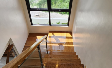 𝐇𝐨𝐮𝐬𝐞 𝐚𝐧𝐝 𝐋𝐨𝐭 𝐰𝐢𝐭𝐡 𝐏𝐫𝐢𝐯𝐚𝐭𝐞 𝐏𝐨𝐨𝐥 𝐟𝐨𝐫 𝐒𝐚𝐥𝐞 𝐨𝐫 𝐑𝐞𝐧𝐭 𝐧𝐞𝐚𝐫 𝐂𝐥𝐚𝐫𝐤 𝐅𝐫𝐞𝐞𝐩𝐨𝐫𝐭 𝐙𝐨𝐧𝐞, 𝐀𝐧𝐠𝐞𝐥𝐞𝐬