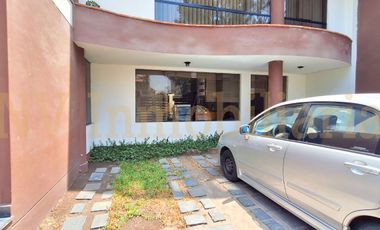 EXCLUSIVO DPTO DUPLEX EN VALLE HERMOSO 4 Dormitorios 2 Estacionamientos, 234.97m2