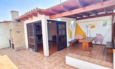 EXCLUSIVO DPTO DUPLEX EN VALLE HERMOSO 4 Dormitorios 2 Estacionamientos, 234.97m2