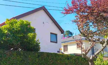 EN VENTA HERMOSA Y AMPLIA CASA EN BARRIO UNIVERSITARIO