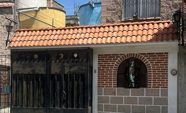 HERMOSA CASA EN VENTA A PRECIO DE REMATE UBICADA EN GEOVILLAS DE COSTITLAN, CHICOLOAPAN APROVECHA SOLO RECURSO PROPIO (NO CRÉDITOS)