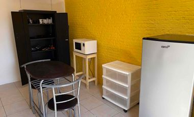 Departamento amueblado para 1 persona