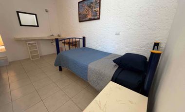 Departamento amueblado para 1 persona