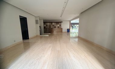 OPORTUNIDAD!!! PENTHOUSE VENTA OPORTUNIDAD BOSQUES DE LAS LOMAS DEPTO 540 m² DOS NIVELES 4 REC ROOF GARDEN