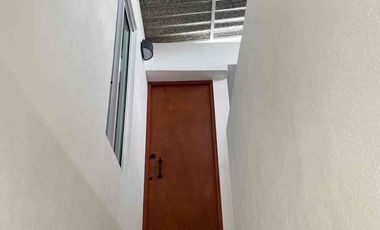 RENTA EN VILLA UNIVERSIDAD! EXCELENTE DEPARTAMENTO REMODELADO.
