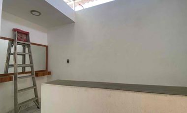 RENTA EN VILLA UNIVERSIDAD! EXCELENTE DEPARTAMENTO REMODELADO.
