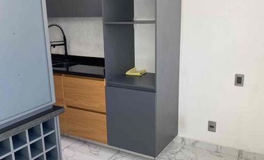 RENTA EN VILLA UNIVERSIDAD! EXCELENTE DEPARTAMENTO REMODELADO.