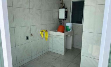 RENTA EN VILLA UNIVERSIDAD! EXCELENTE DEPARTAMENTO REMODELADO.