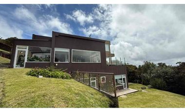 Vendo espectacular casa en la Calera