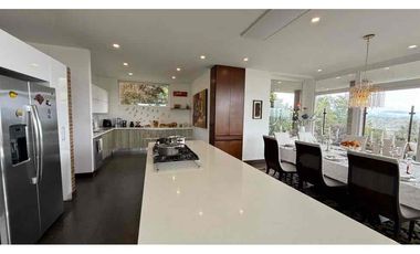 Vendo espectacular casa en la Calera