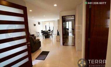 RENTA Casa Amueblada en San Pablo Residencial Un fraccionamiento con  amenidades y área Verde cuenta con alberca  palapa para eventos cancha de tenis