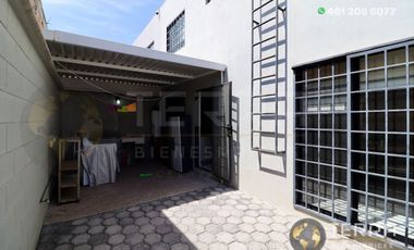 RENTA Casa Amueblada en San Pablo Residencial Un fraccionamiento con  amenidades y área Verde cuenta con alberca  palapa para eventos cancha de tenis