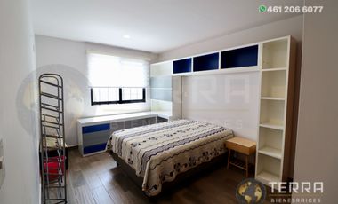 RENTA Casa Amueblada en San Pablo Residencial Un fraccionamiento con  amenidades y área Verde cuenta con alberca  palapa para eventos cancha de tenis