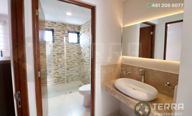 RENTA Casa Amueblada en San Pablo Residencial Un fraccionamiento con  amenidades y área Verde cuenta con alberca  palapa para eventos cancha de tenis