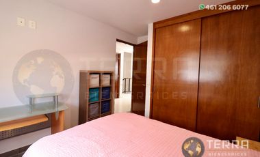 RENTA Casa Amueblada en San Pablo Residencial Un fraccionamiento con  amenidades y área Verde cuenta con alberca  palapa para eventos cancha de tenis