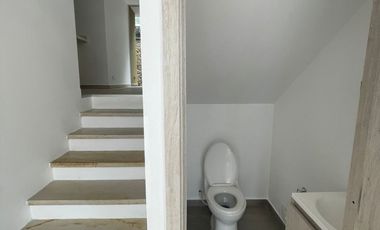 Excelente casa en el sector de La Florida en conjunto cerrado de 102m2