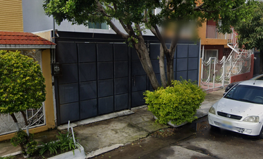 VENTA DE CASA EN JALISCO COL JARDINES ALCALDE GUADALAJARA