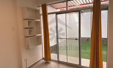 VENTA DE DEPARTAMENTO EN PRIMER PISO AL FRENTE DEL COLEGIO SAN AGUSTÍN EN PIMENTEL