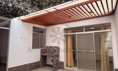 VENTA DE DEPARTAMENTO EN PRIMER PISO AL FRENTE DEL COLEGIO SAN AGUSTÍN EN PIMENTEL