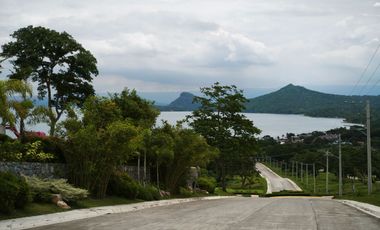 6.7M- FOR SALE LAKESIDE RESIDENTIAL LOT w/ 400 SQM(REGULAR LOTS), LOCATED IN BRGY. PALSARA BALETE BATANGAS