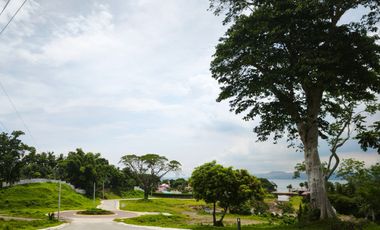 6.7M- FOR SALE LAKESIDE RESIDENTIAL LOT w/ 400 SQM(REGULAR LOTS), LOCATED IN BRGY. PALSARA BALETE BATANGAS