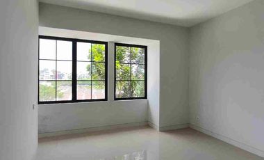 Dijual Rumah Baru mewah full view di Citragand Semarang