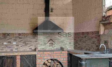 SE RENTA CASA GRANDE EN EL CAMPO - CARMEN DE SININCAY- CUENCA