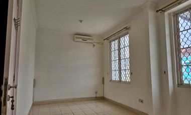 Rumah 2 Lantai Siap Huni dan Strategis di Citragran Cibubur