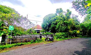 Aset Tanah & Bangunan Klasik Luas Hanya Selangkah ke Tugu Jogja & Kawasan Bisnis Monginsidi, Tegalrejo, Yogyakarta