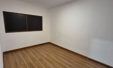 RENTA DE LOCAL COMERCIAL- CENTRO HISTÓRICO CUENCA